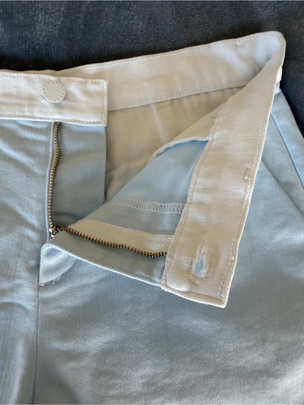 L'AGENCE Jameson Color-block Ice Water Blue High-Rise Denim Shorts Size 26 - Picture 7 of 13